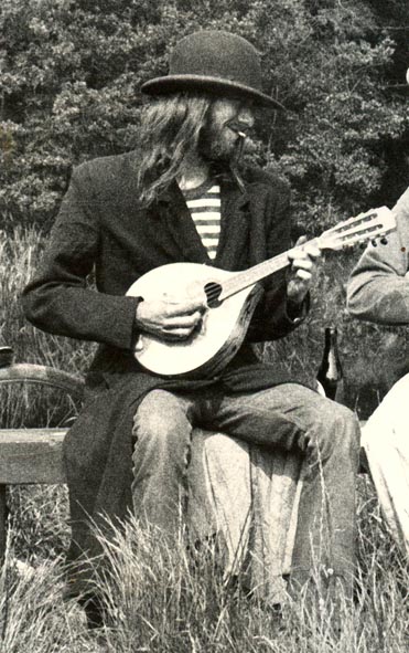 Jan Kloos op mandoline, 1971